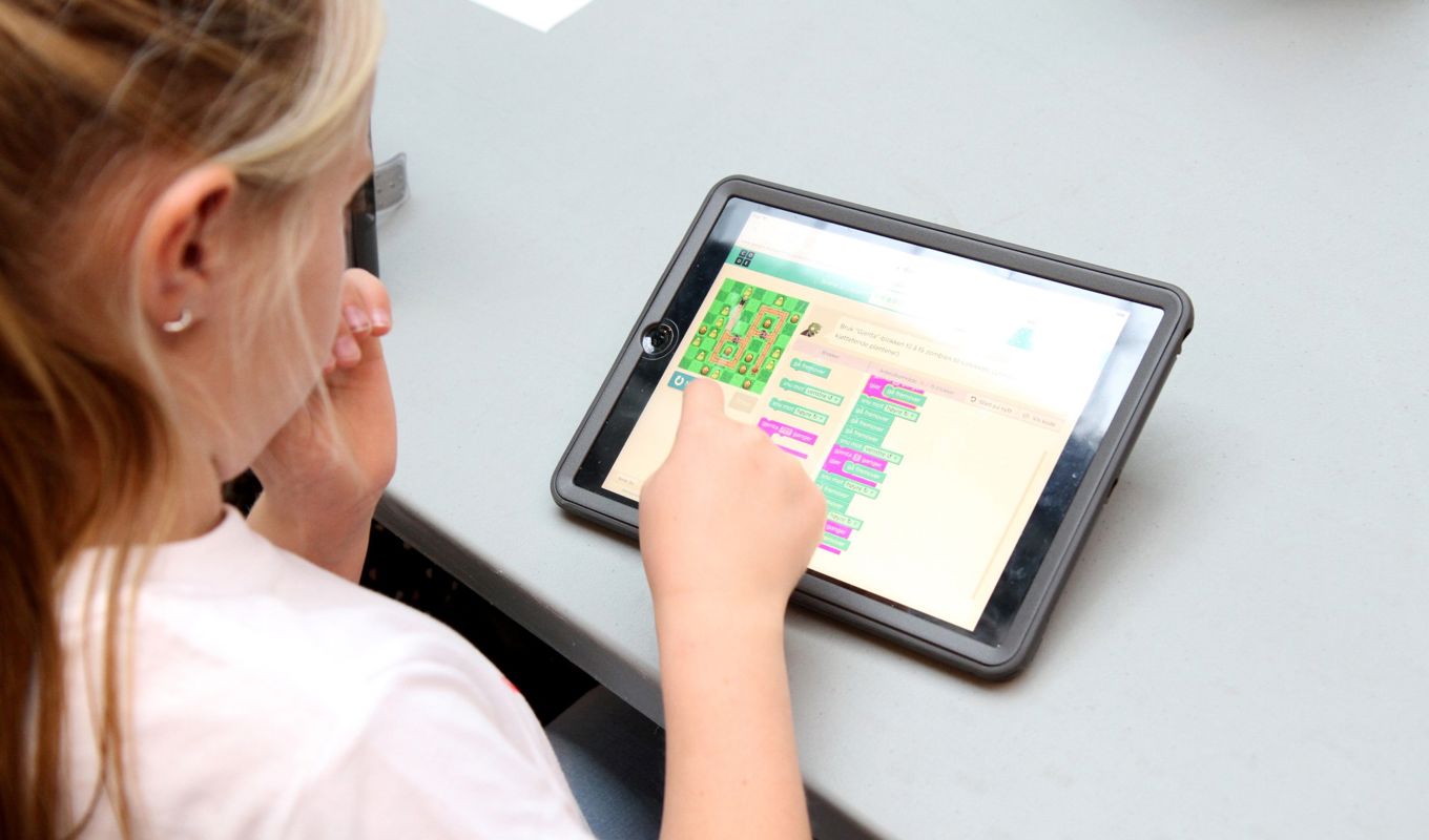 Foto: Heidi M. Skjebstad Programmering på nettbrett